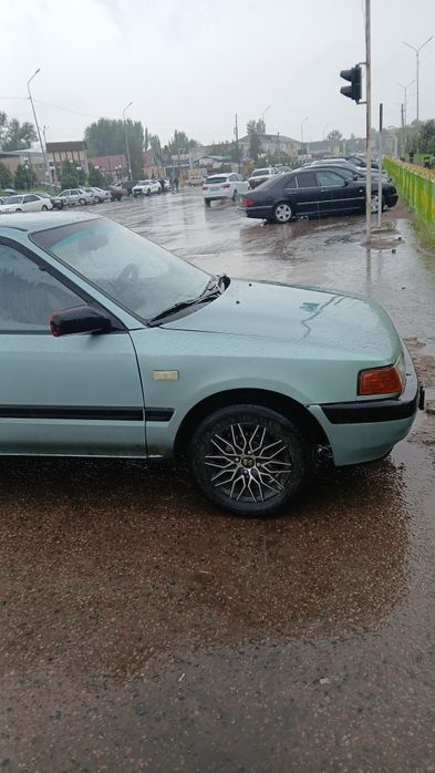 Mazda 323 bj в хорошем состоянии