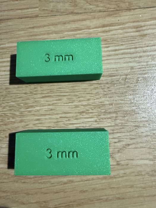 3D принтирани приспособления за мебелен монтаж