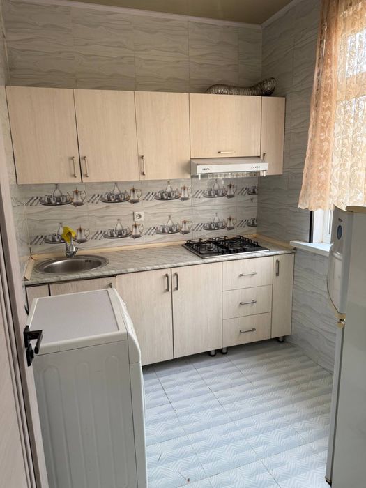 Чиланзар 3. Аренда. Срочно. 2 х комнатная Разделка