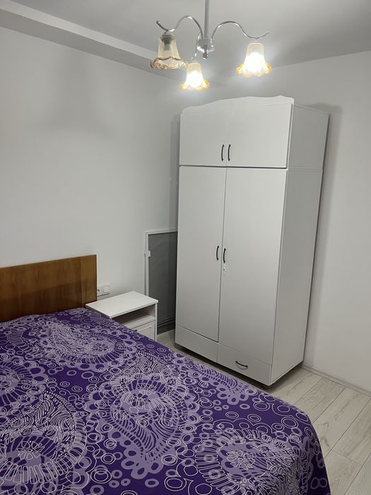 PROPRIETAR , inchiriez ap 2 camere 54 m, calea bascov( RAMADA)1400 ron