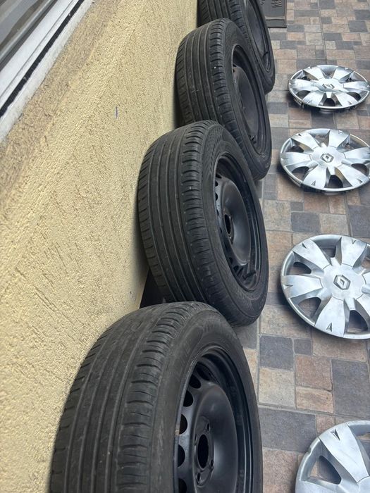 Jante Otel 4x100 R15 Renault Clio 4/5, Dacia Logan, Sandero, Captur
Cauciucuri 185/65R15
Dot 2022 Capace plus senzori 
Preț 1150
Tel 0729873477