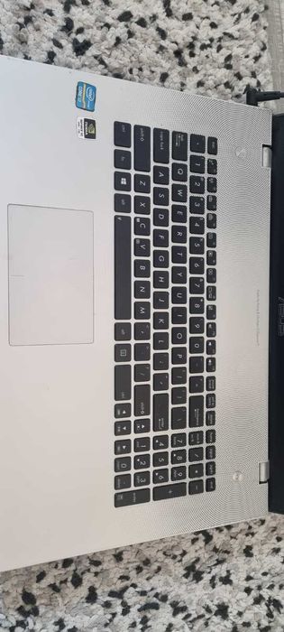 Laptop i7 / ASUS N76, 8GB DDR3,SSD 500GB, GT650M 2GB, baterie moarta