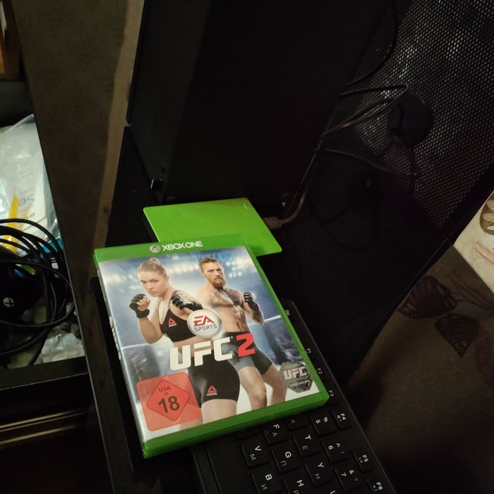 легендарная UFC 2 для Xbox!