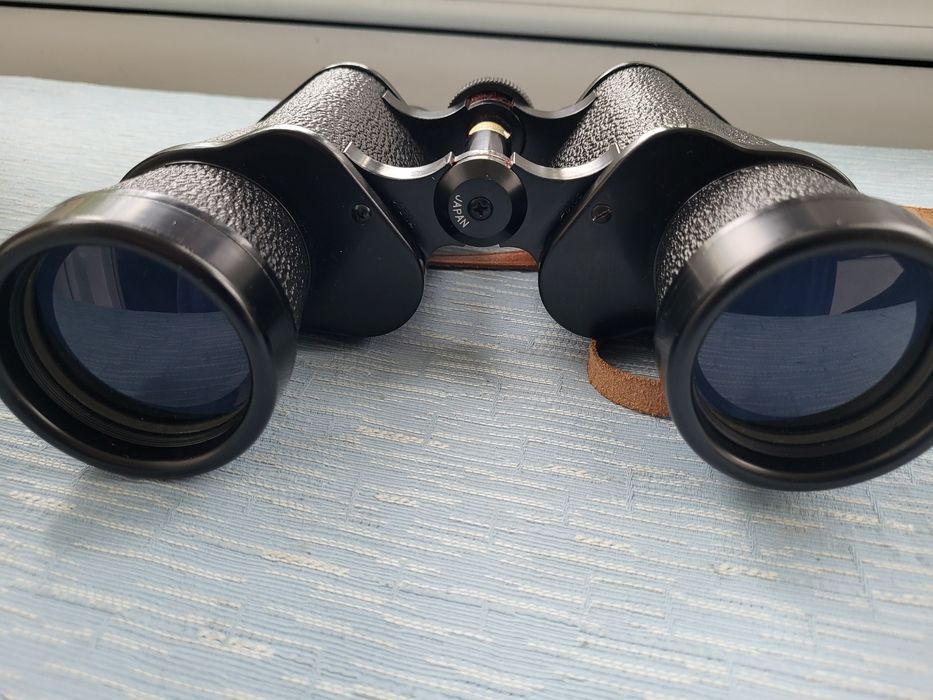 Binoclu ZENITH 10×50 nou