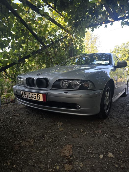 BMW 5 Series 0 — imagine 2