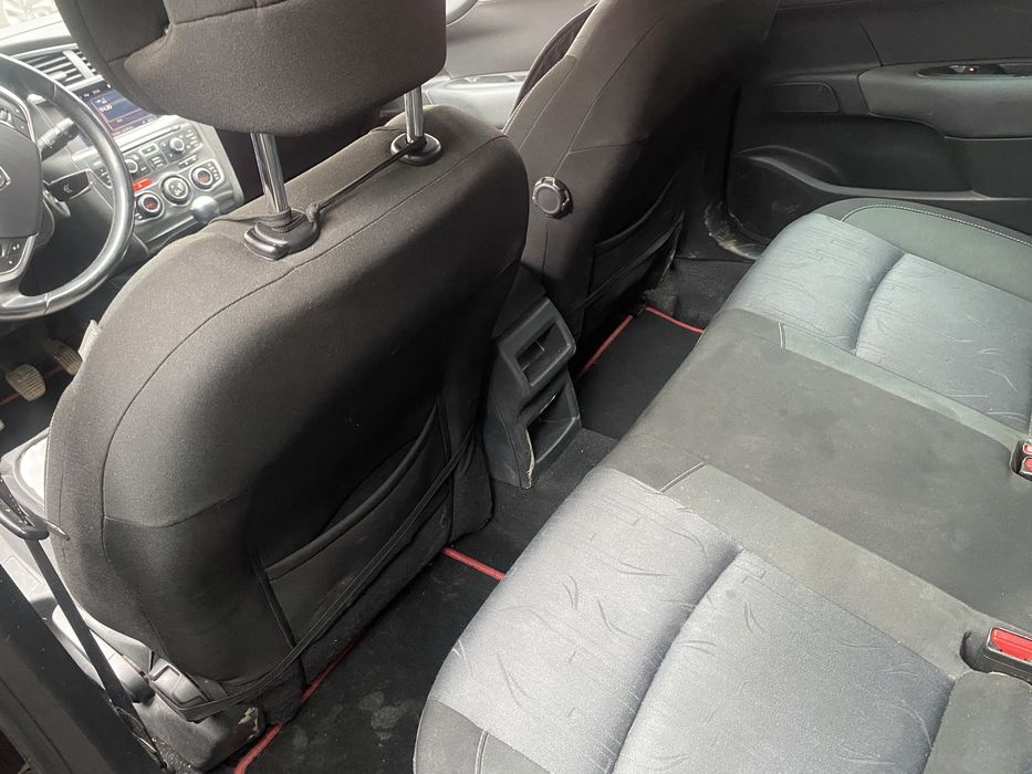 Vind Sitroien C4  1’6 An fab 2011 Benzina