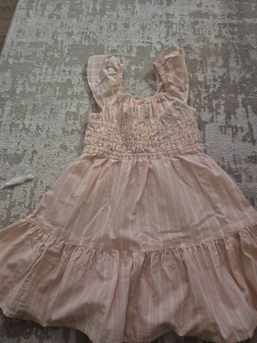 Donez haine fetita - marimea 122