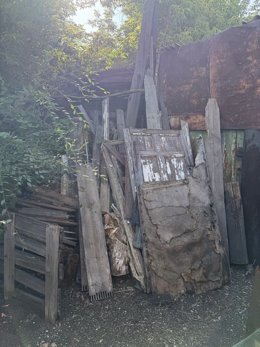 Дрова, доски бесплатно