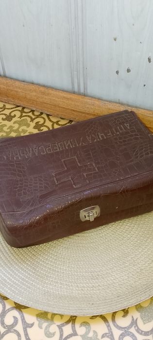 Аптечка автомобильная.