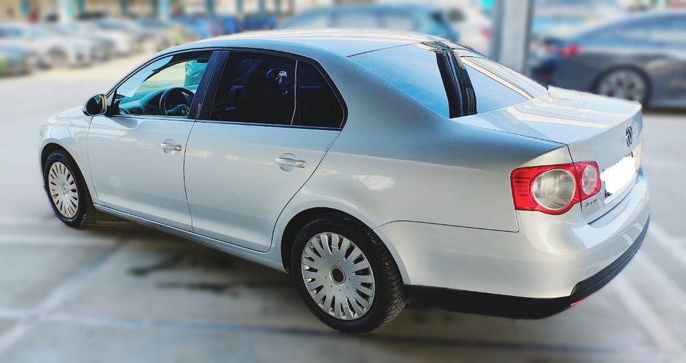 Volkswagen Jetta 1.6 GPL