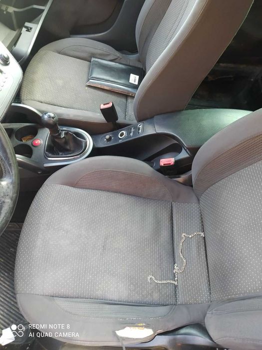 SEAT ALTEA 1.9TD 105к.с. 2007г. Код двигател: BXE,