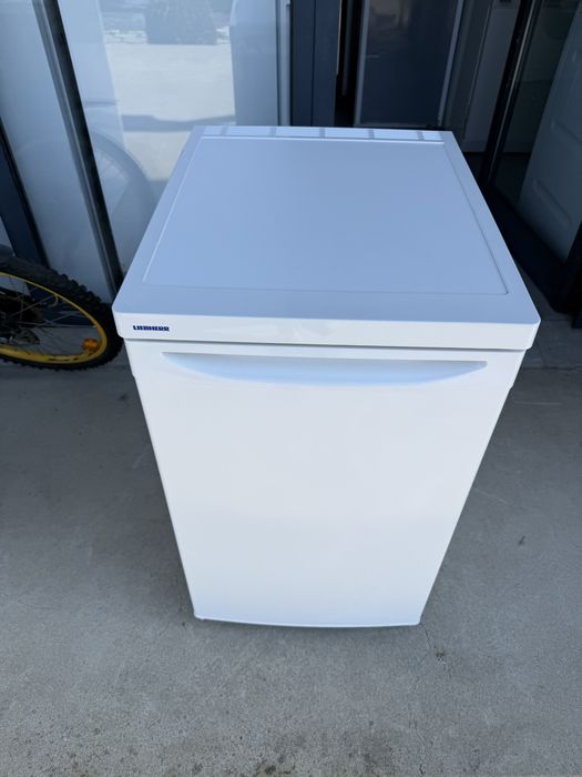 Малък хладилник с камера Либхер 50 см широк