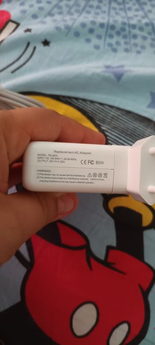 Incarcator MacBook apple nou