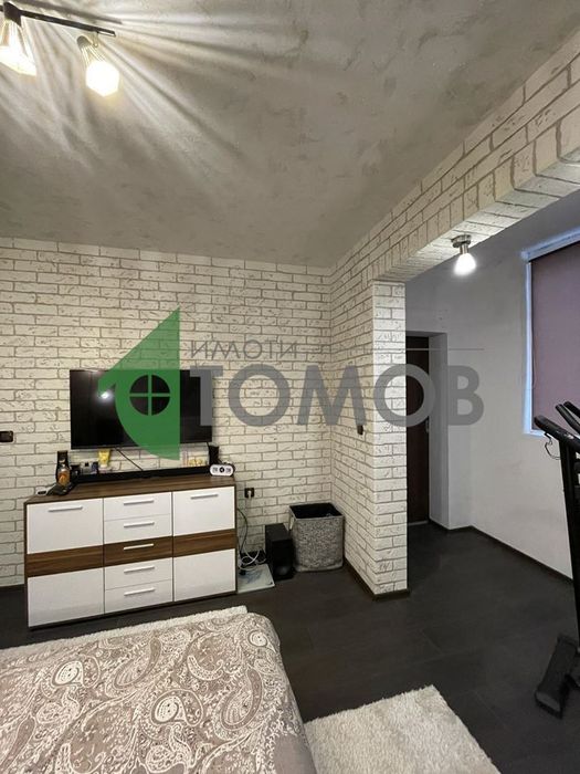 Продава се Тристаен апартамент в Шумен, Тракия - 67 кв.м за 1568 €/кв.м - Снимка #8