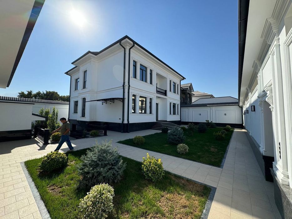 Срочно Срочно продаётся ЛЮКС Дом самом центре города