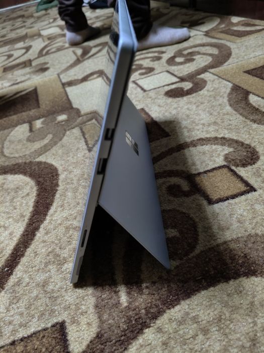 Планшет Microsoft с виндовс