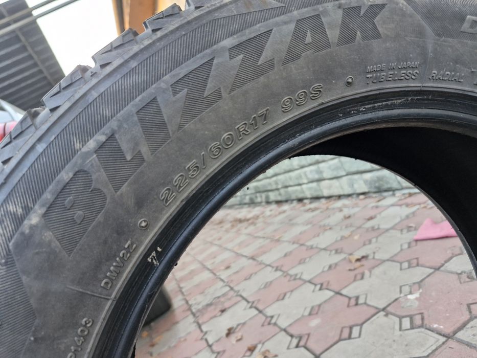 Продам шины BRIGESTONE размер 225×60×R17