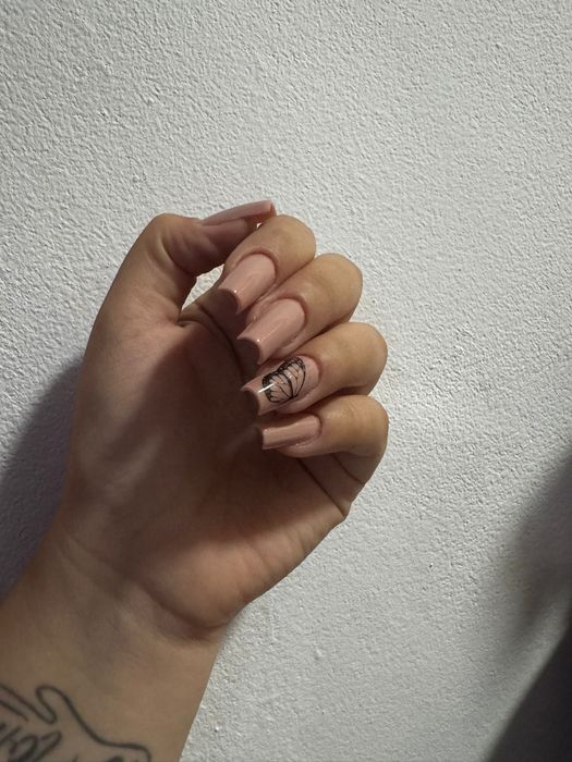 Manichiură cu gel – la preț accesibil!