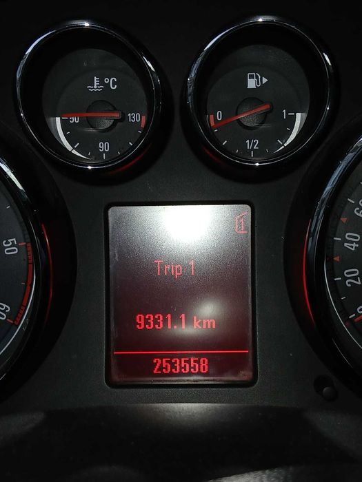 OPEL Insignia 2011 — imagine 2
