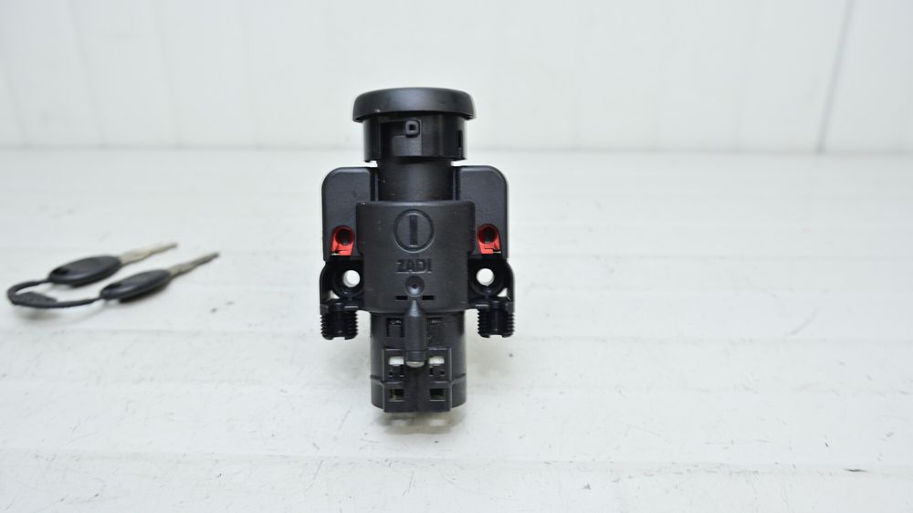 Aprilia Sportcity 125 - 150 / Atlantic / Peugeot Buxy  Contact Cu Chei