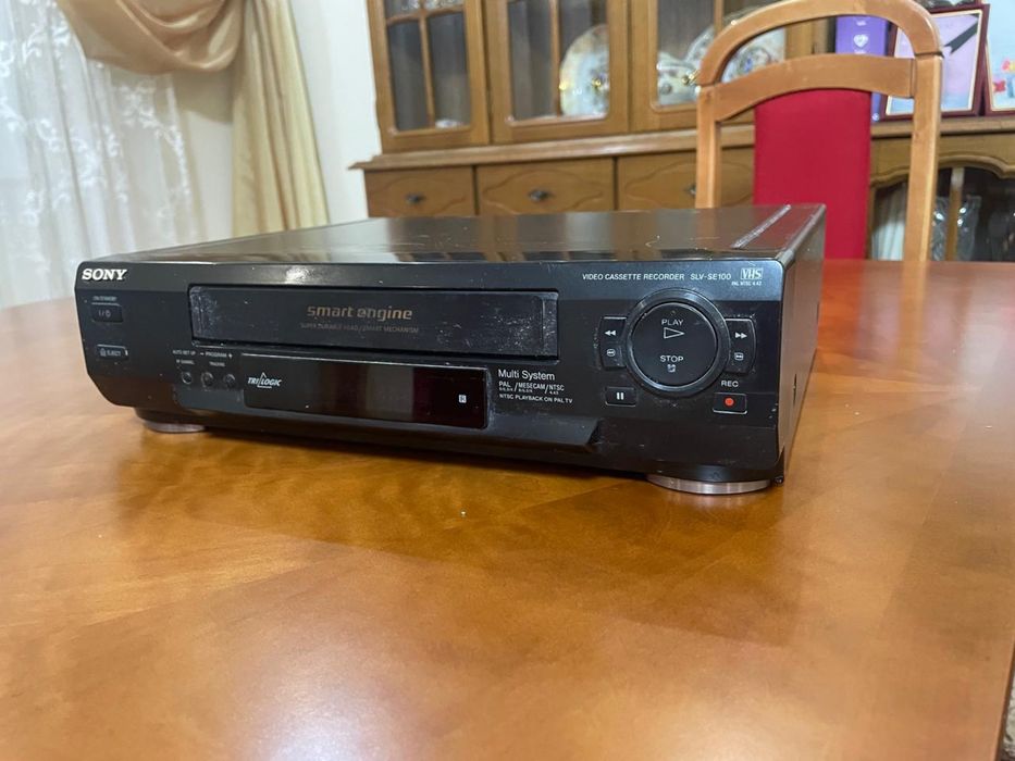 Видеомагнитофон Sony