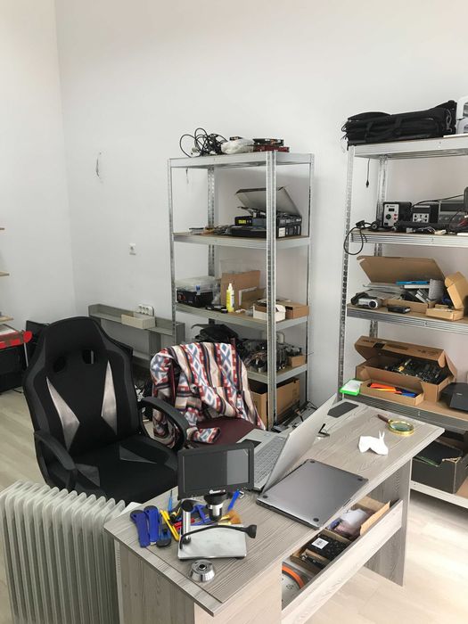 Reparatii calculatoare, telefoane, laptopuri, tablete