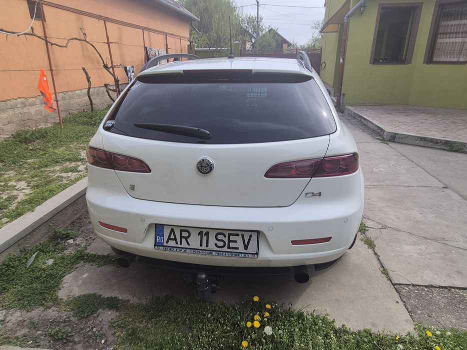 ALFA ROMEO 159 2011 — imagine 4