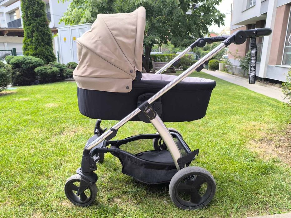Бебешка количка Mamas&Papas Sola 2