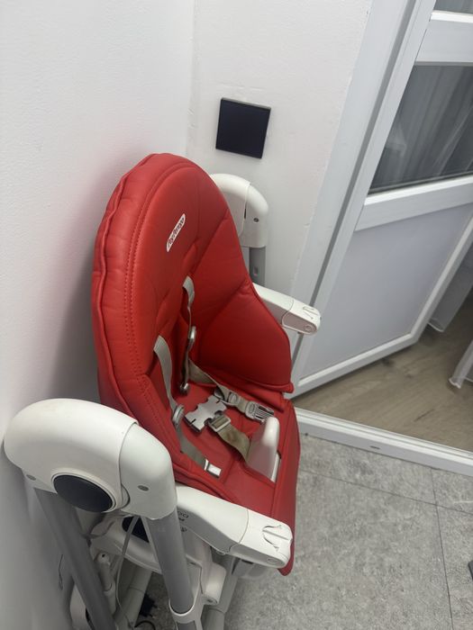 Детский стульчик для кормления