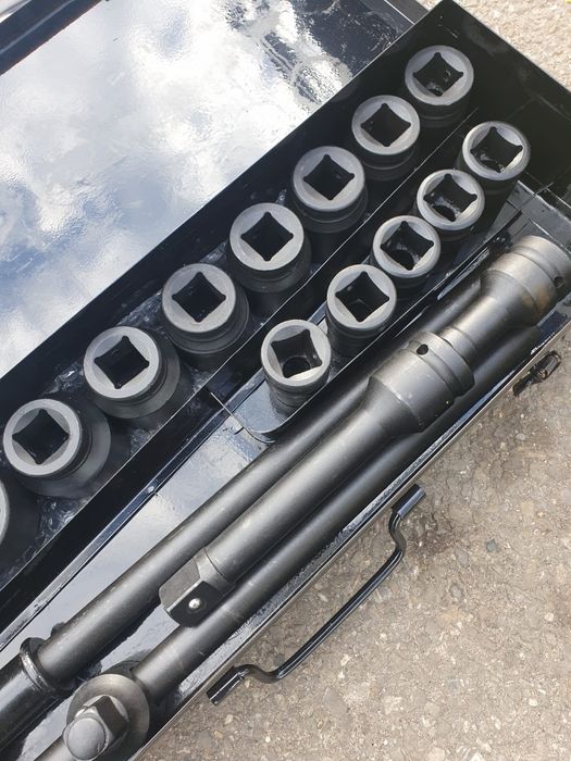 Trusă tubulare de impact cu 12 colțuri