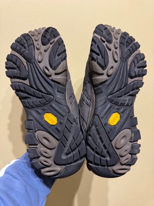 Merrell J06039 Men's Moab 2 GTX Hiking Shoe.