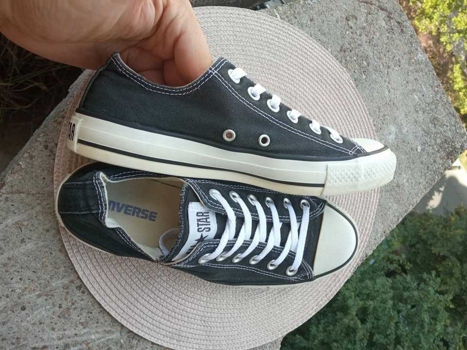 Converse All Star, mar. 39, UK 6 (24.5 cm) made in Vietnam.