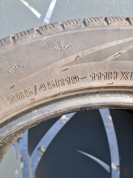 Vand 2 Cauciucuri Iarna 285 45 19 ca noi !!!