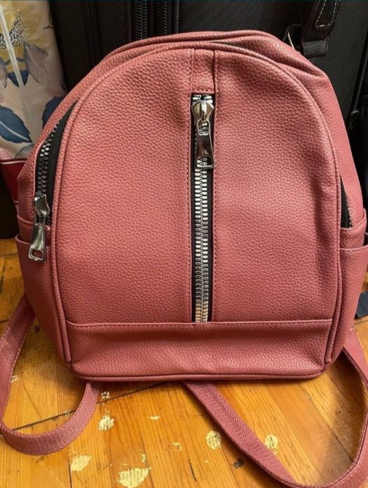 Продаётся рюкзак новый