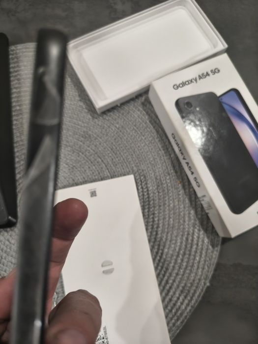 Самсунг Галакси А54 8/256  в много добро състояние.