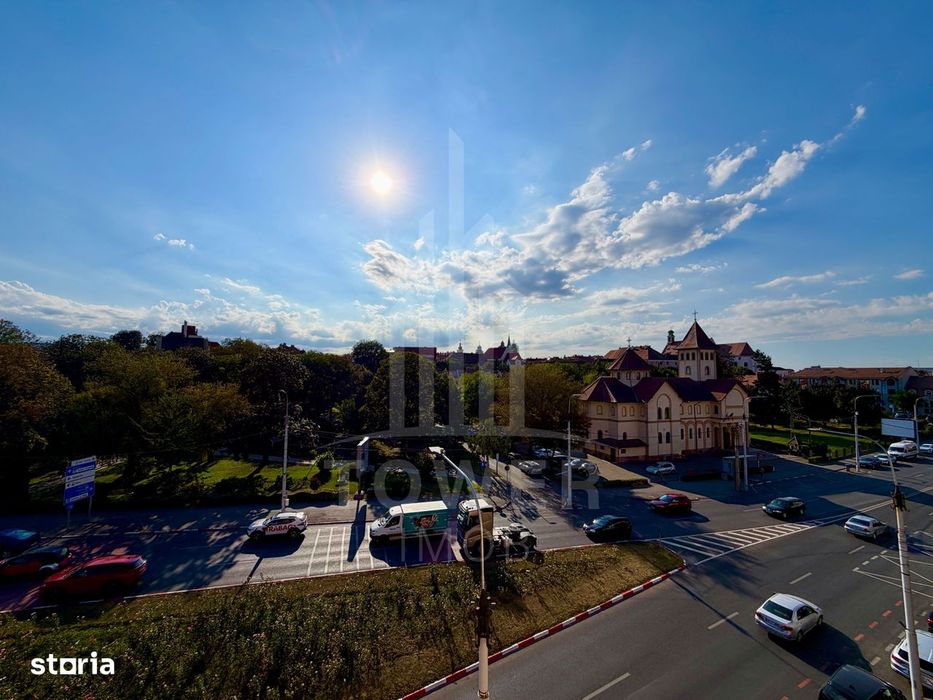 Apartament 3 camere-zona centrală