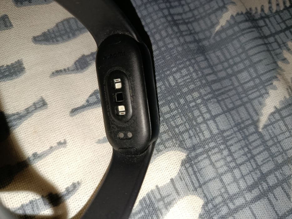 Идеальные часы Mi band 9