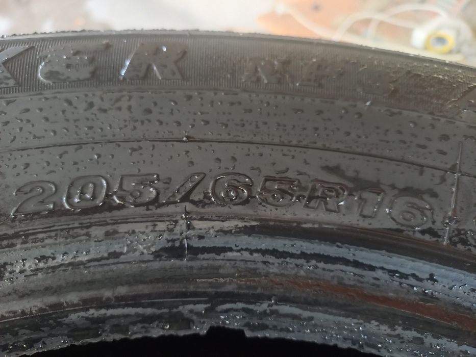 Продам шины Maxxis 205. 65.R- 16