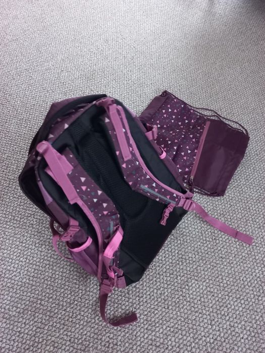 Ghiozdan copii impecabil