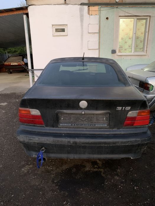 Развор Бмв Е36 на запчасти