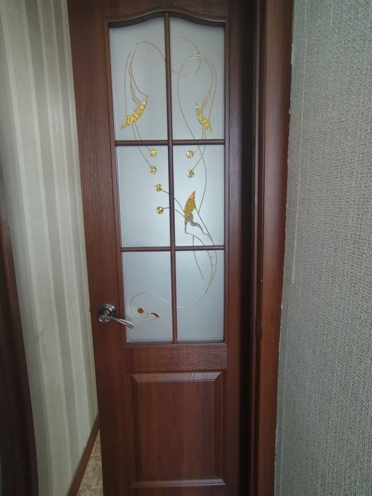 Продам межкомнатные двери