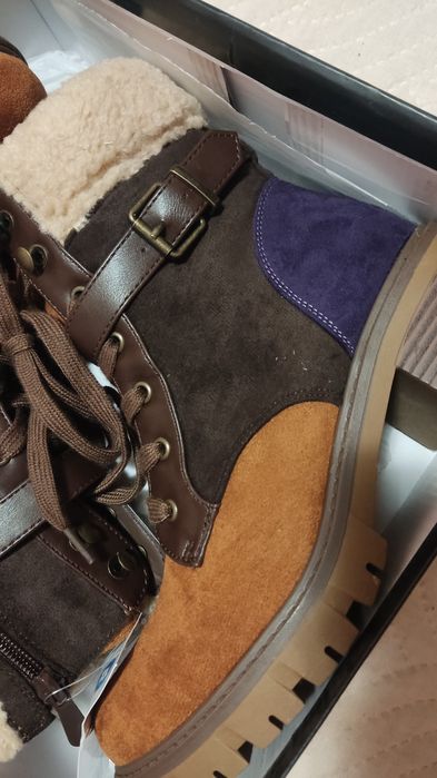 Дамски Зимни цветни  боти