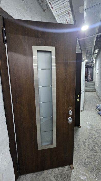 Металлический Входные двери.