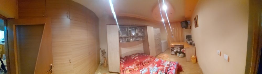 Vând apartament 3 camere