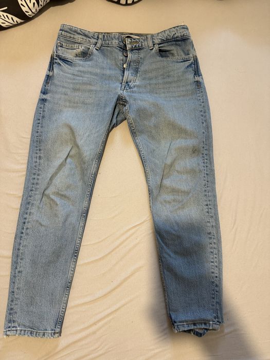 Blugi Zara 40 42 barbatesti deschisi albastri cu rupturi cam 40 marime