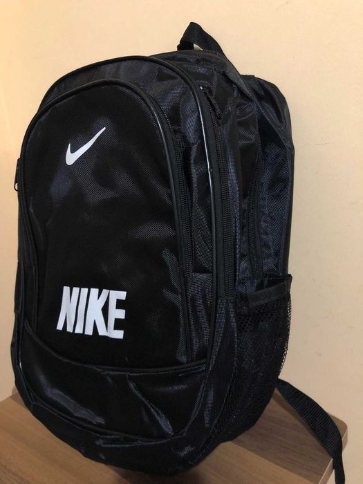 Ученически раници найк