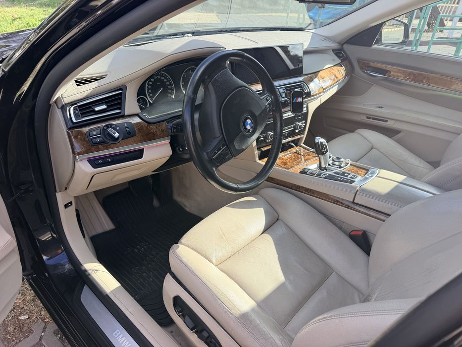 Vand BMW,730 long