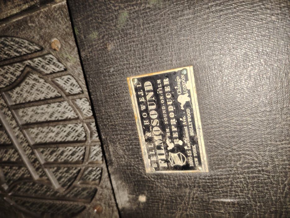 Proiector film Bell & Howell Anii 40