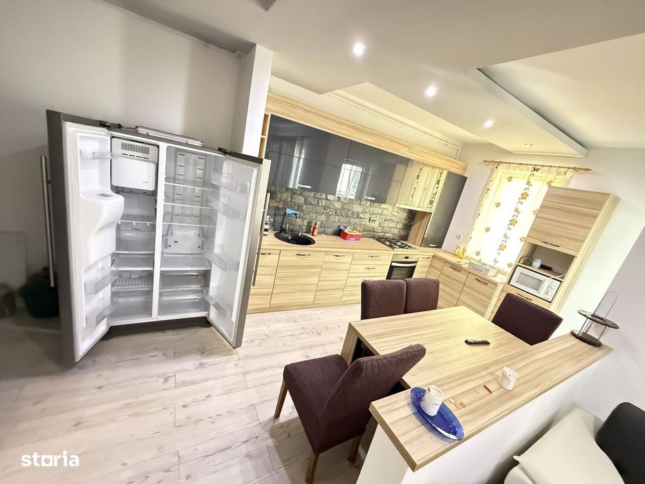 Apartament 3 camere zona Stadionului .Parcare .
