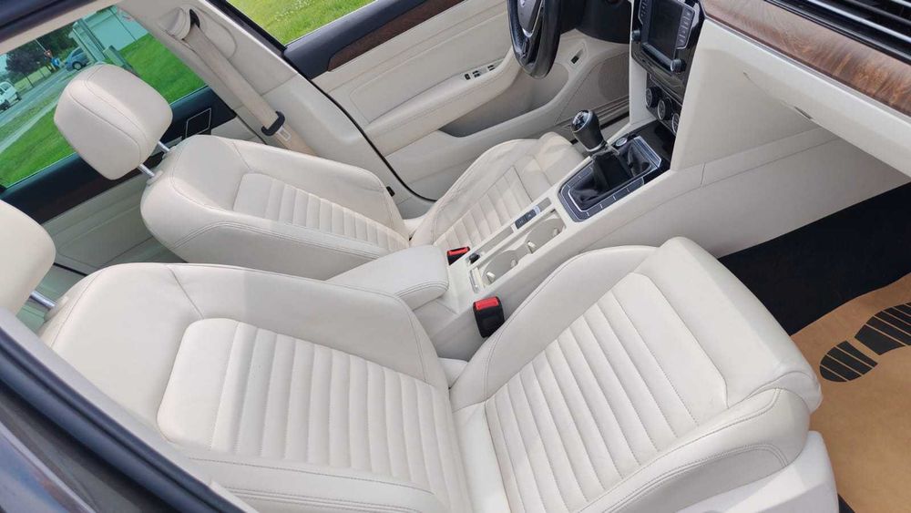 VW Passat An 2015 Motor 2.0 TDi Model Highline Deosebit Interior Piele Crem